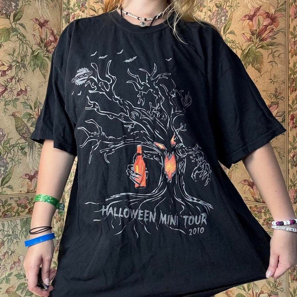 Old Chicago Happy Halloween Mini Tour 2010 T-Shirt Mens XL Black Gildan Graphic